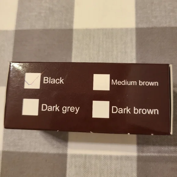 Perfect Brow Stencil Stamp Kit in BLACK - Picture 11 of 11